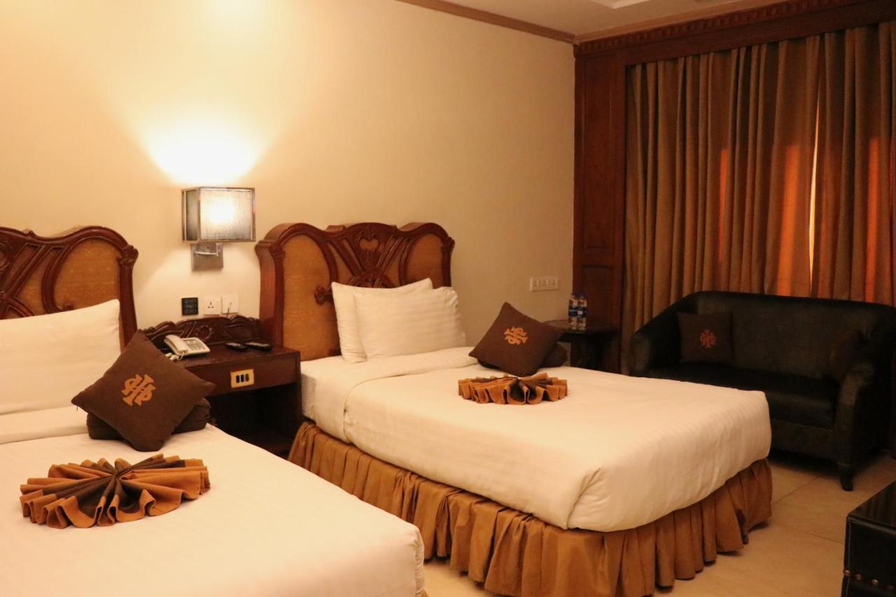 Hilton Suites 라호르 외부 사진