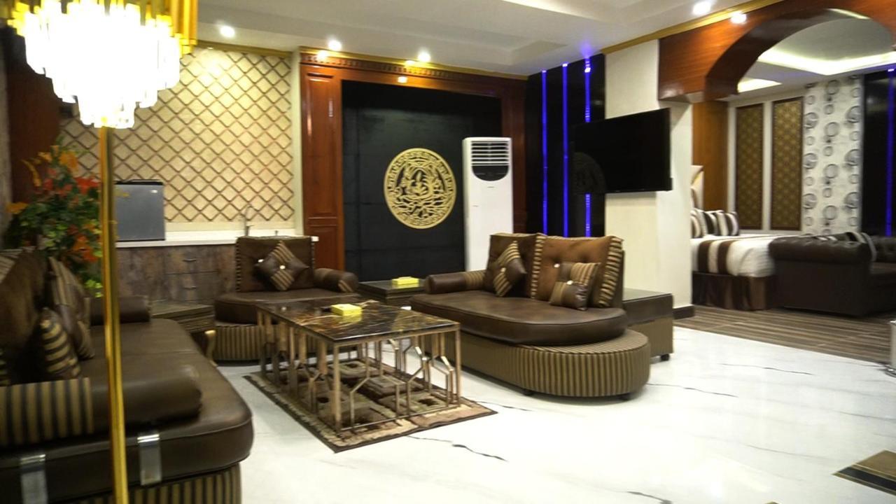 Hilton Suites 라호르 외부 사진