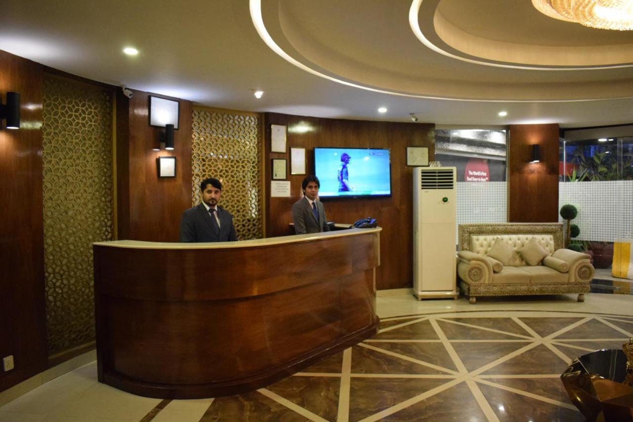 Hilton Suites 라호르 외부 사진